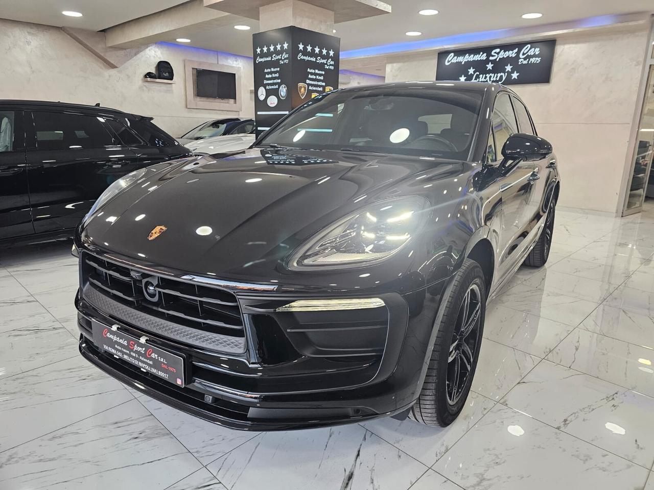 NUOVA PORSCHE MACAN TURBO 2.0 BENZINA 265CV CHRONO SPORT PACK