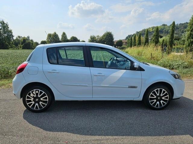 Renault Clio 1.2 16V 5 porte Dynamique