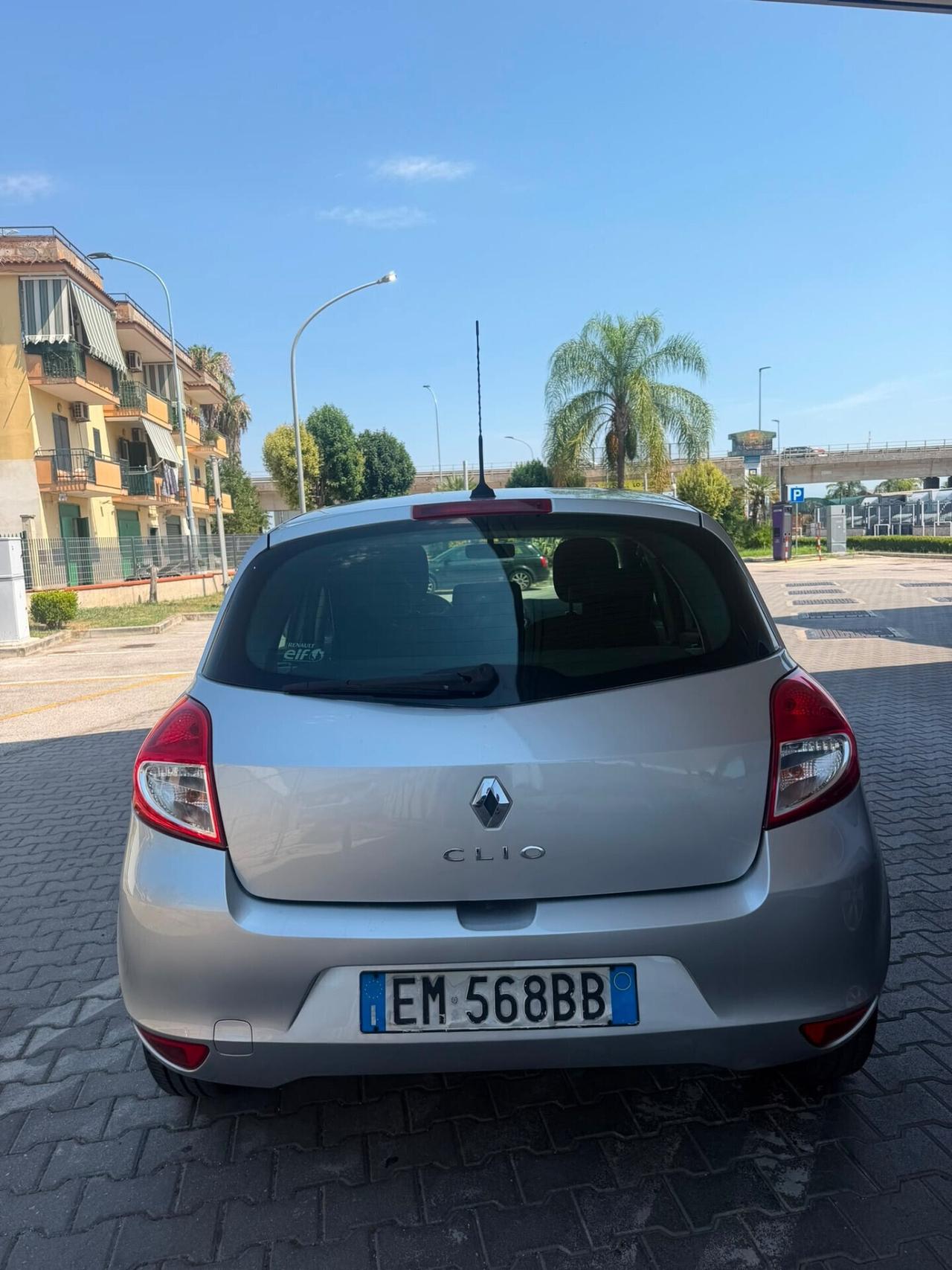 Renault Clio 1.2 16V 5 porte Dynamique