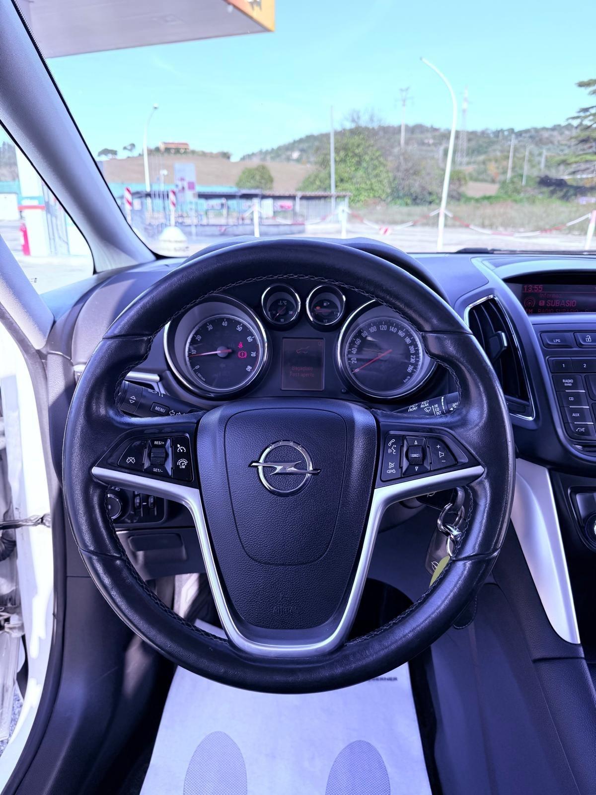 Opel Zafira Tourer 1.4 Turbo 140CV GPL Elective