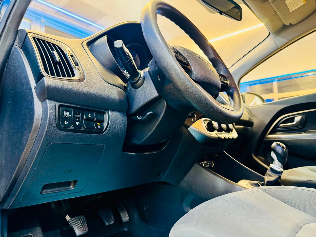 Kia Rio 1.1 Diesel 75 Cv