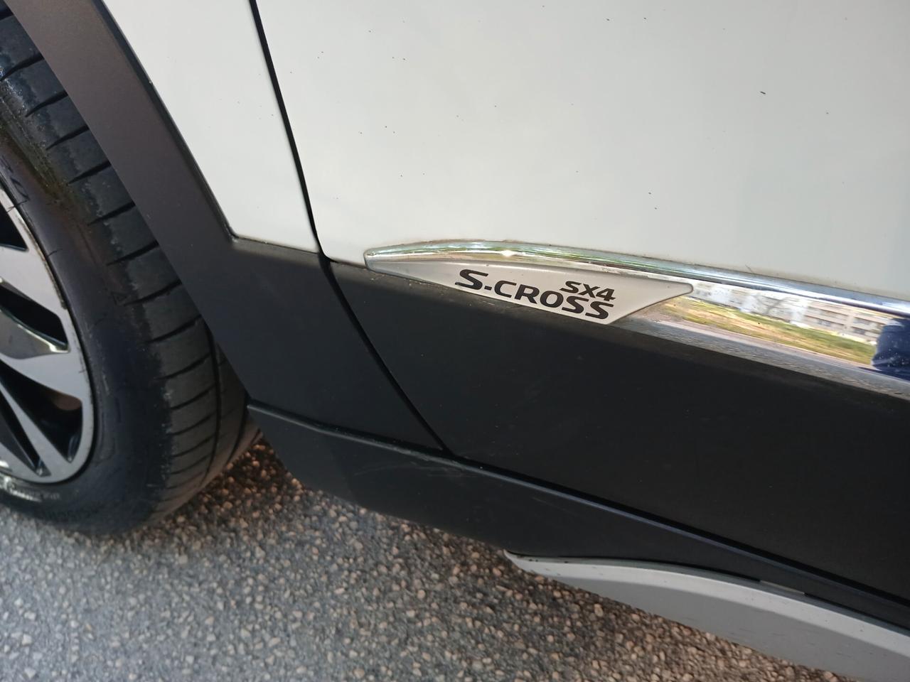 Suzuki S-Cross 1.6 DDiS Start&Stop 4WD All Grip Top