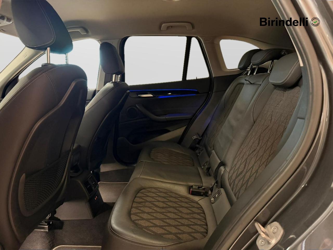 BMW X1 (F48) - X1 sDrive18d xLine