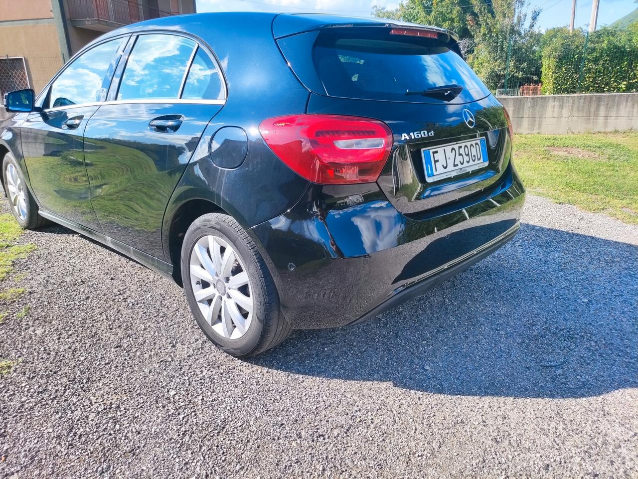 Mercedes-benz A 160 d 90 CV per neopatentati ( cambio automatico)