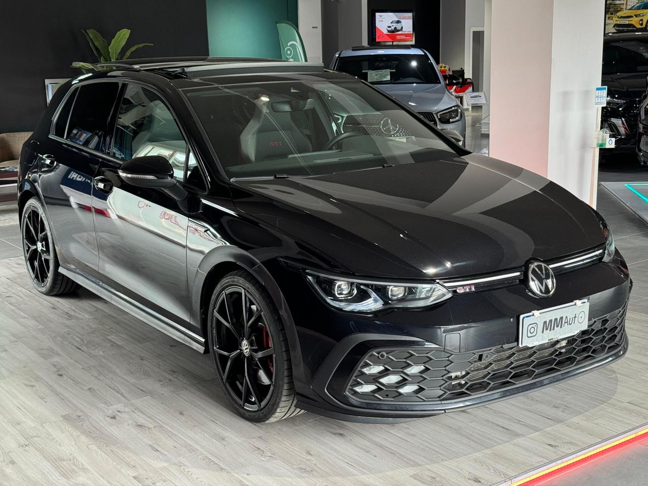 Volkswagen Golf GTI 2.0 TSI Black Style Edition