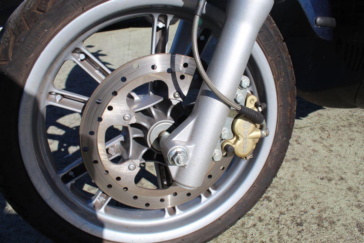 Piaggio - Beverly 400 - i.e.