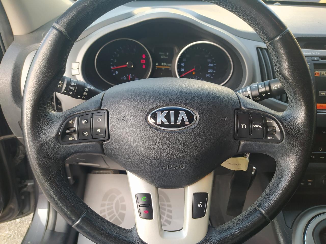 Kia Sportage 1.7 CRDI VGT 2WD high tech