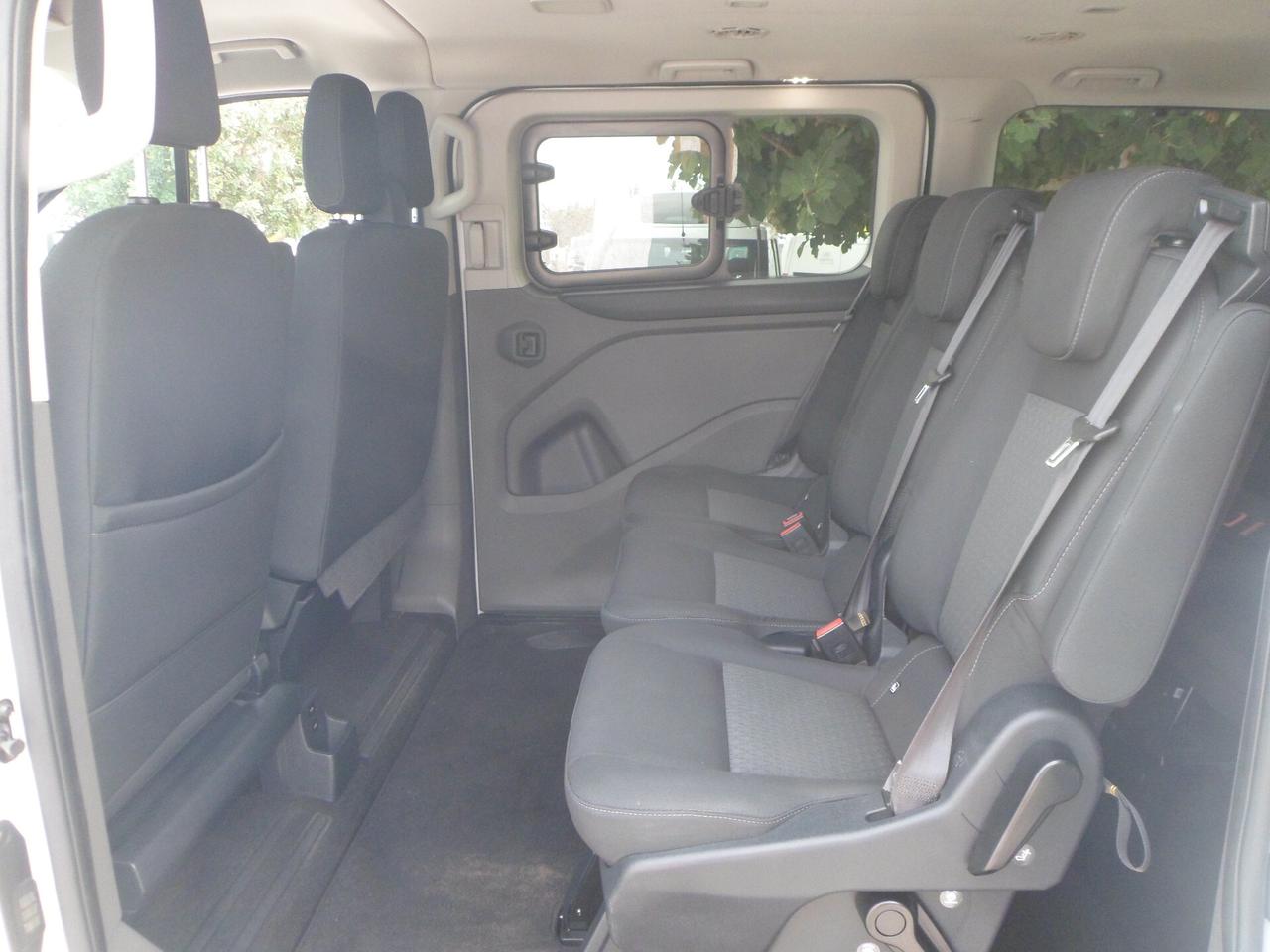 Ford Transit Custom 9 posti