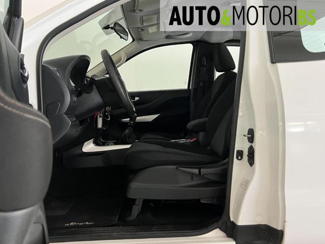 NISSAN Navara 2.3 dCi 4WD King Cab Acenta *GANCIO TRAINO*