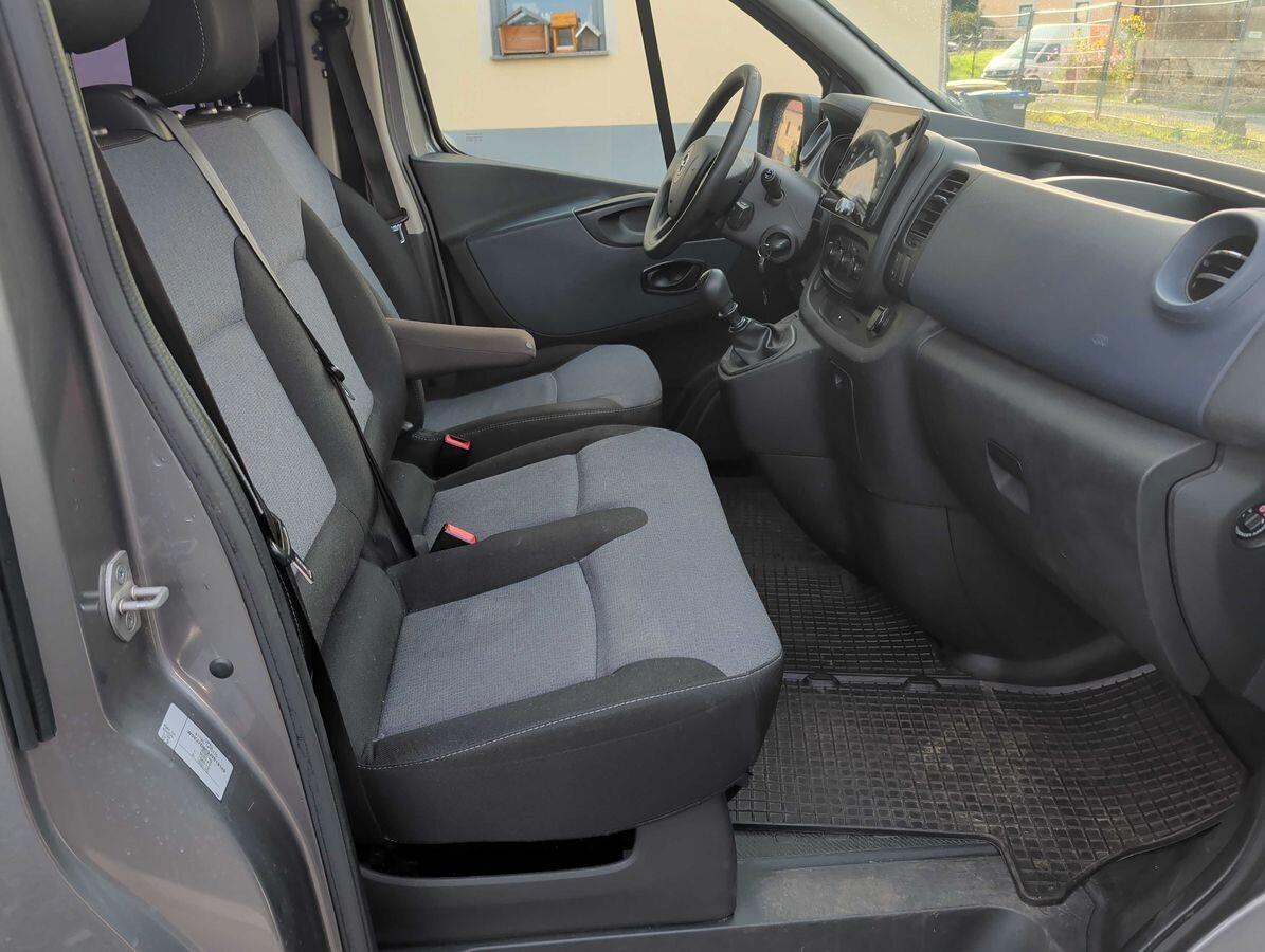 Opel Vivaro 1.6 BiTurbo PL-TN L2 H1 125 CV 9 POSTI