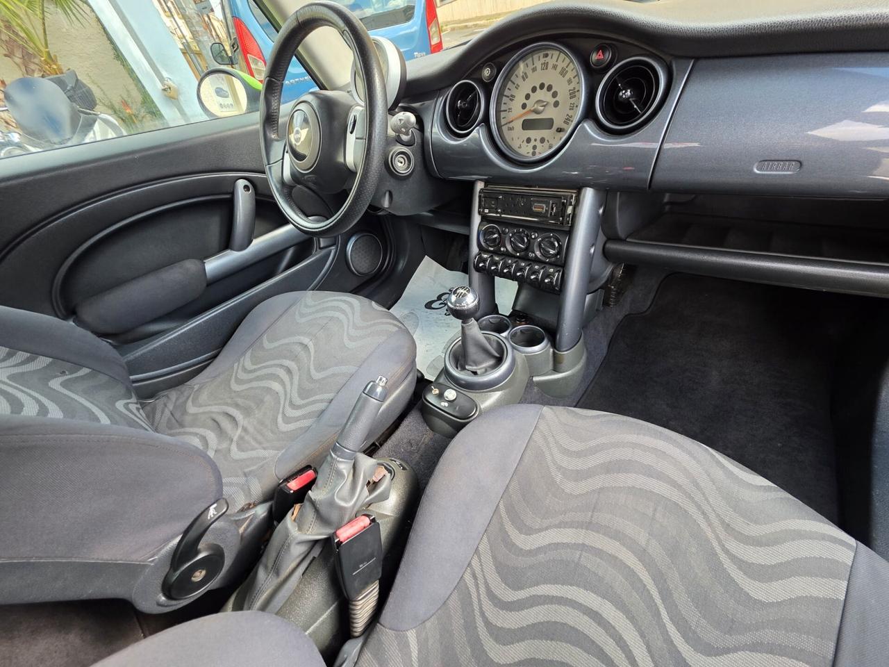 Mini 1.4 tdi One D de luxe