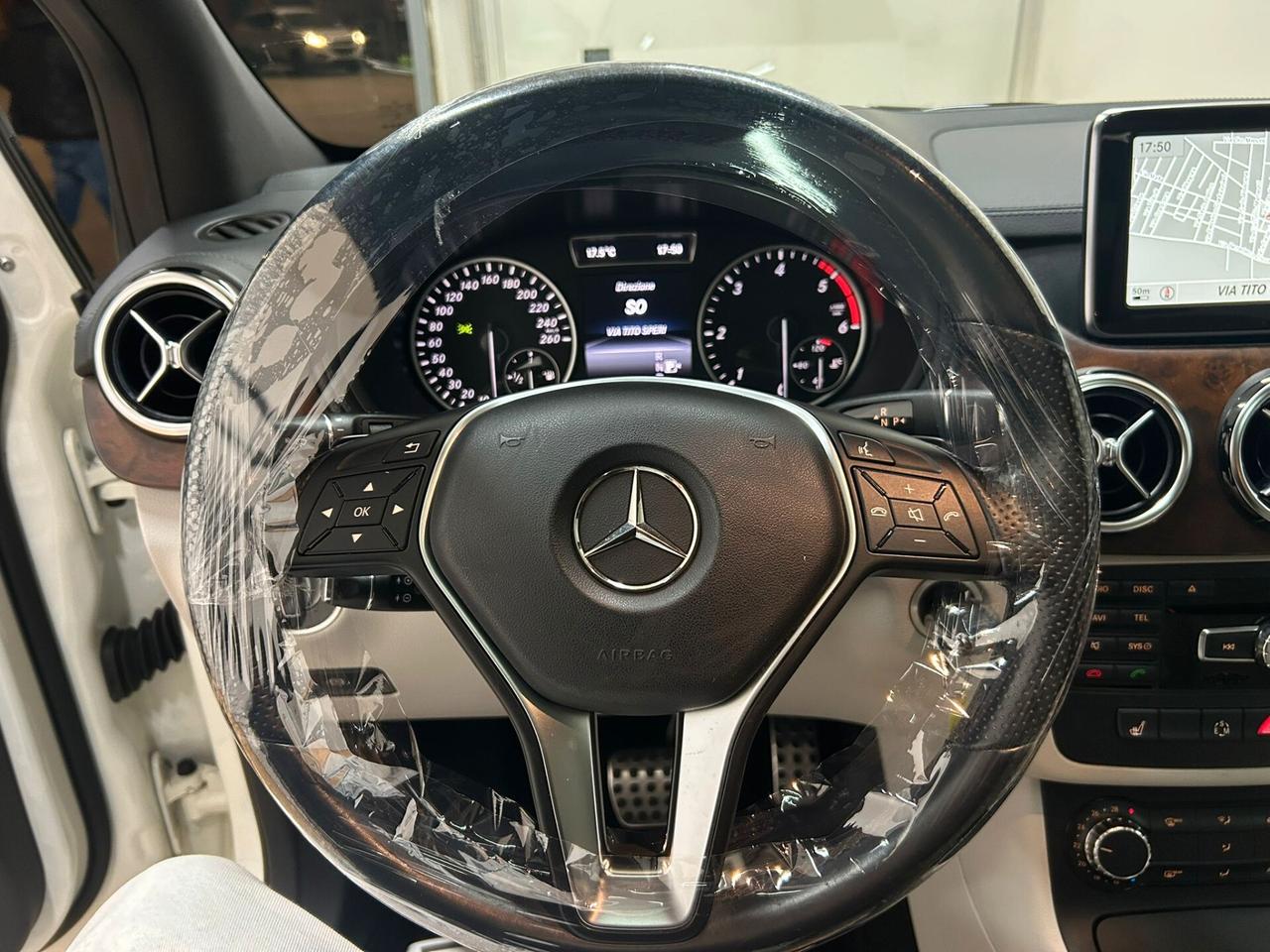 Mercedes-benz B 200 CDI 4Matic Automatic Premium