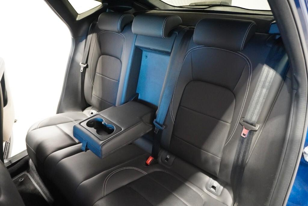 JAGUAR E-PACE 1.5 I3 160CV MHEV AUTO R-DYNAMIC ( FARI LED - ADAPTIVE CRUISE - PELLE - NAVI - MIRROR - PDC - TELECAMERA POST. - CERCHI 18 )