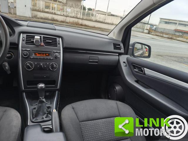 MERCEDES-BENZ B 180 BlueEFFICIENCY Sport