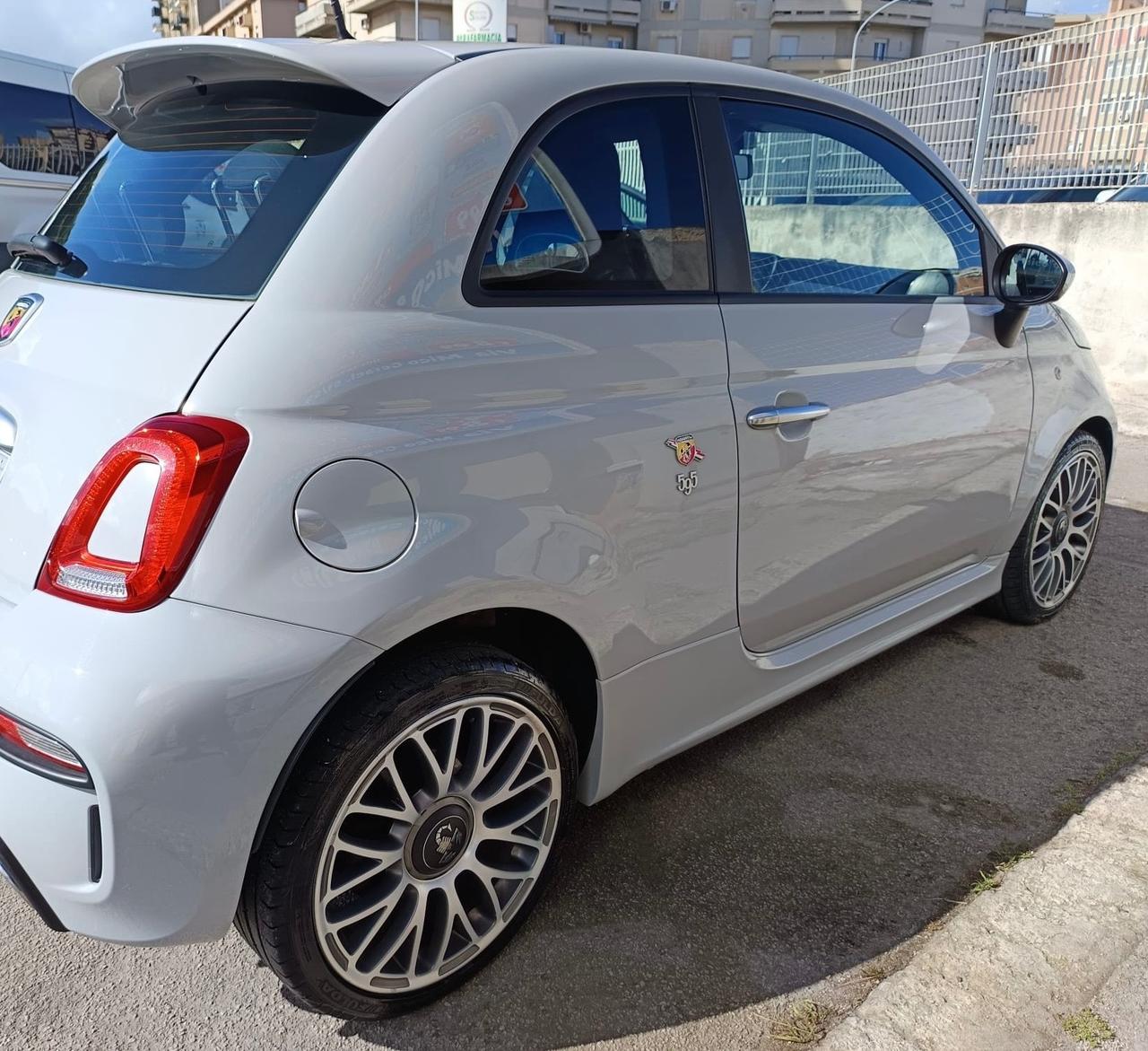 Abarth 595