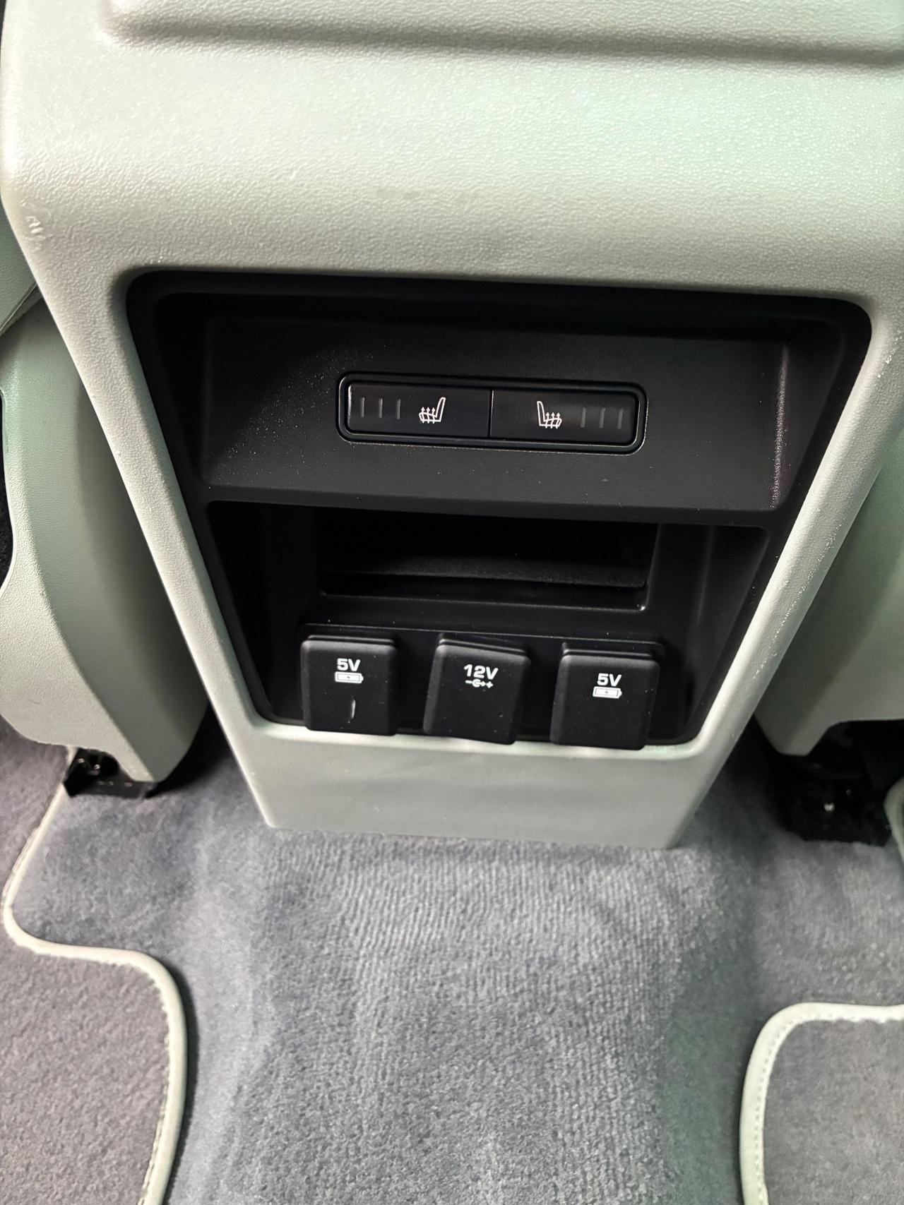 Land Rover Discovery Sport 2.2 SD4 HSE Luxury (140 kw) 7 posti