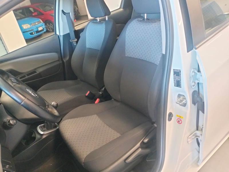 Toyota Yaris 5 Porte Yaris 5p 1.0 Cerchi Camera