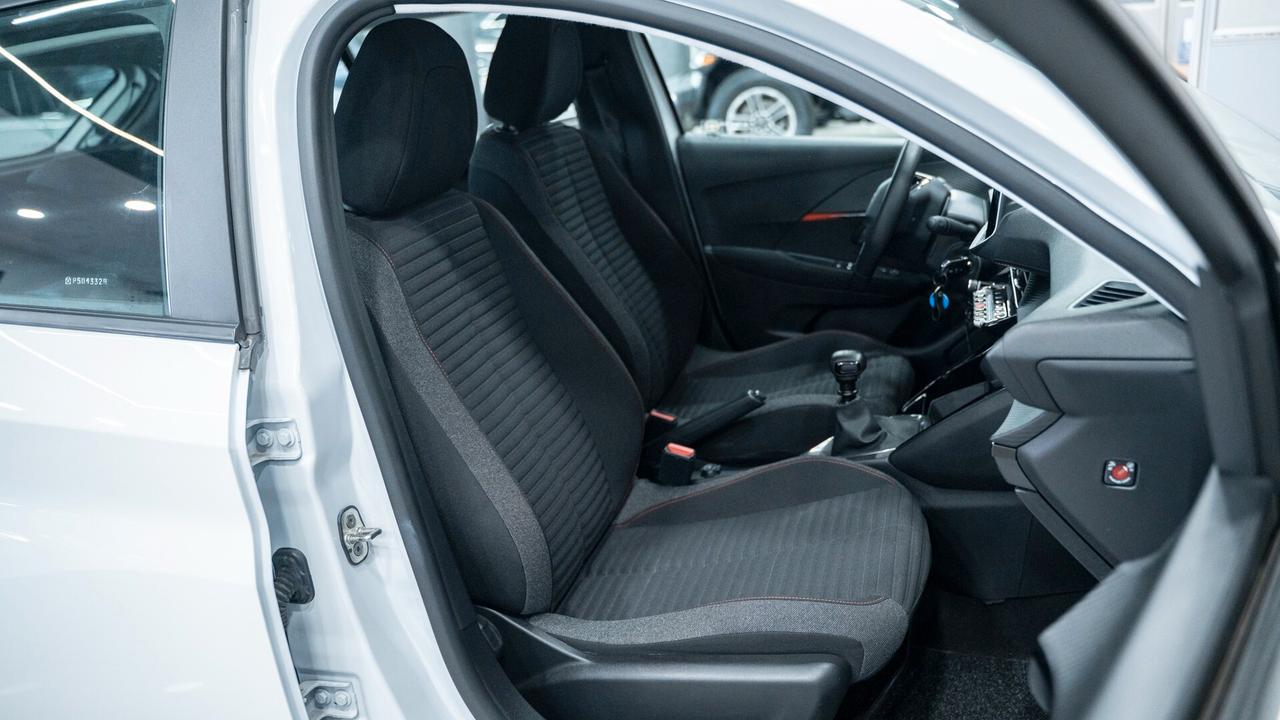 Peugeot 208 1.5 BLUEHDI ACTIVE PACK 100 CV CARPALY FULL OPTION