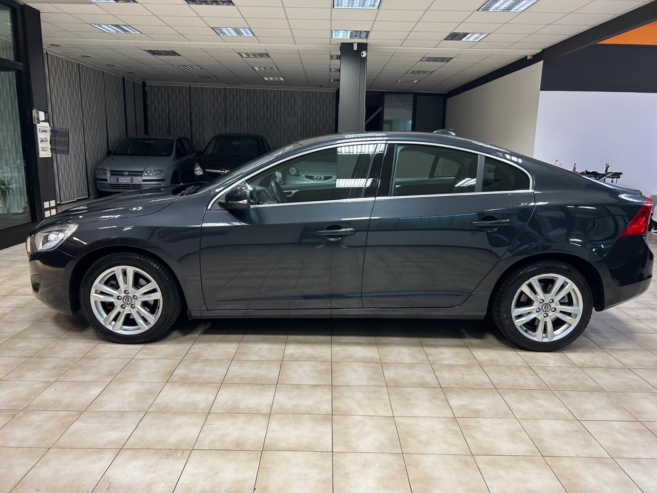 Volvo S60 - 2013 D3 2.0 136cv 125.000 km
