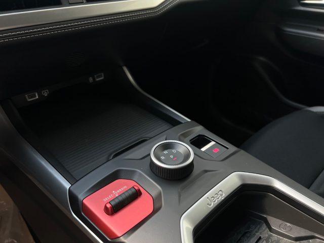 JEEP Compass E-Hybrid 1.2 TurboMHEV106kW First Edition DCT?359