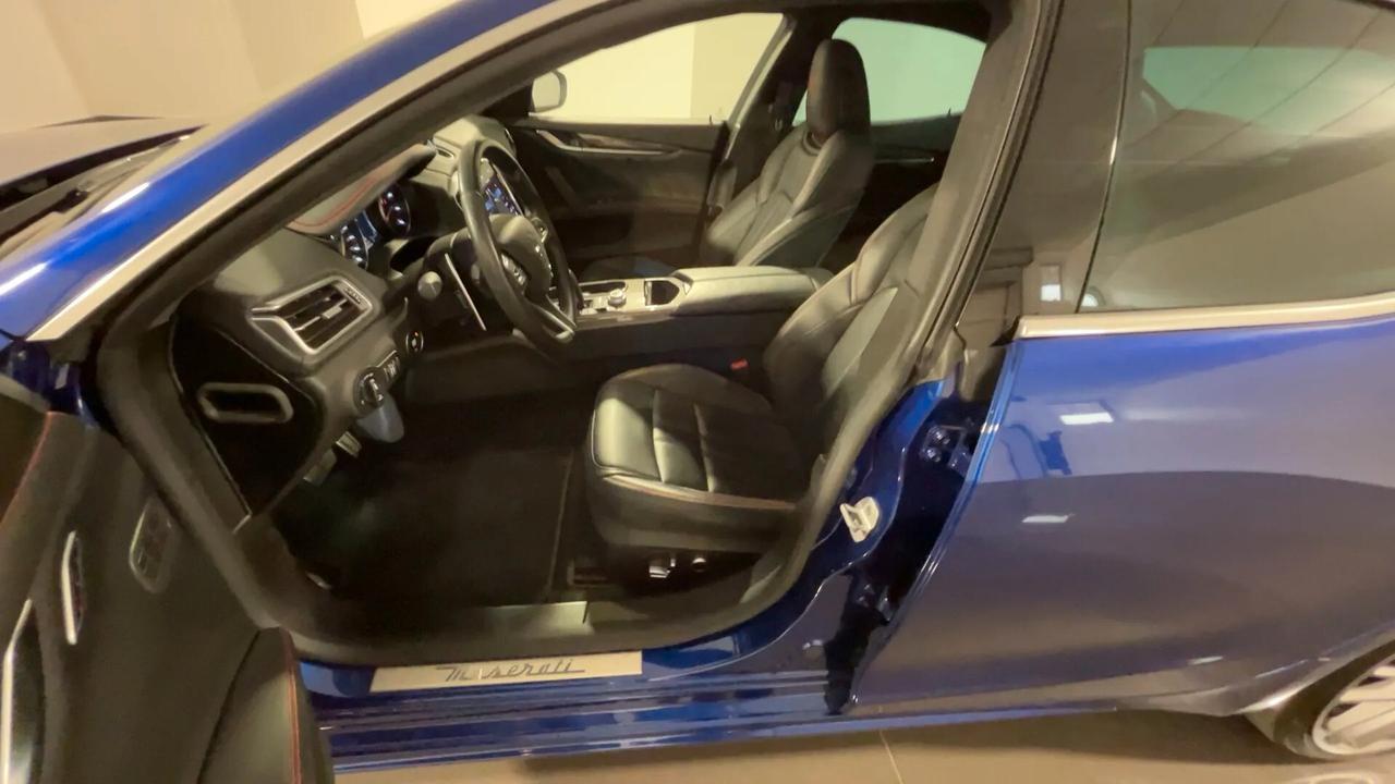 Maserati Ghibli 330 CV MHEV Executive