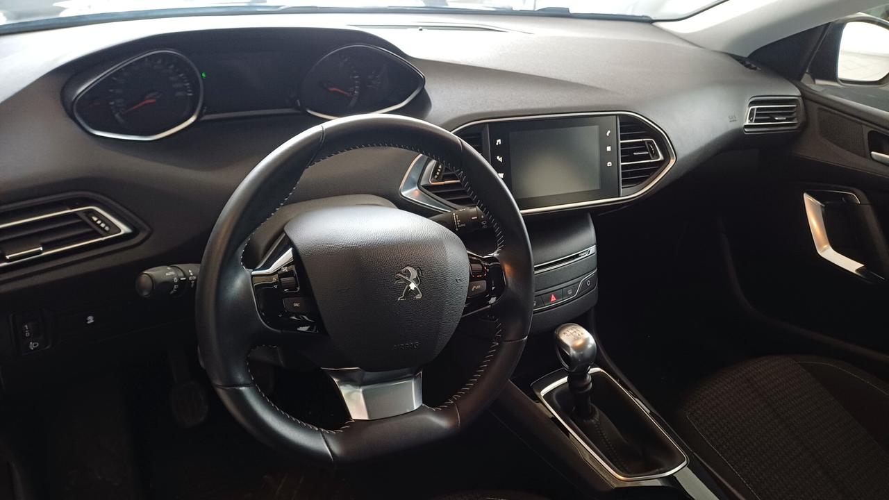 Peugeot 308 BlueHDi 100 S&S SW 2020 60000km!!