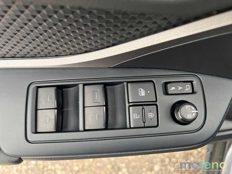 Toyota C-HR 1.8h Active E-CVT