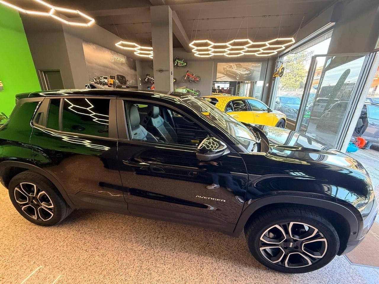 Jeep Avenger 1.2 Turbo 100 CV Summit