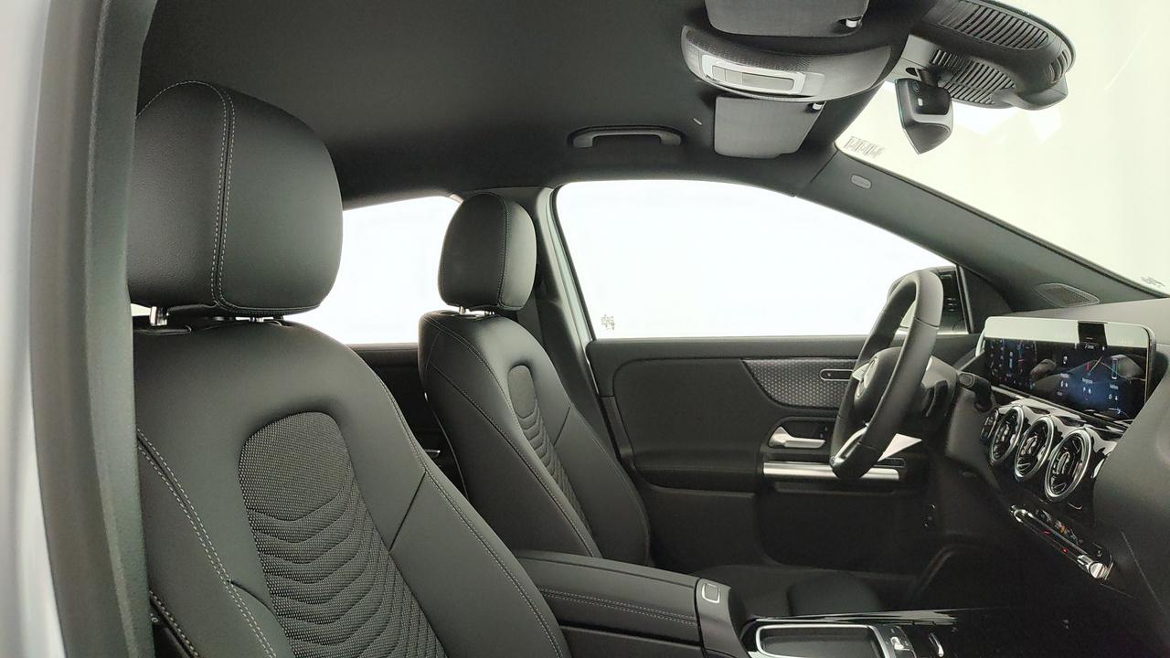 Mercedes-Benz GLA 200 d automatic