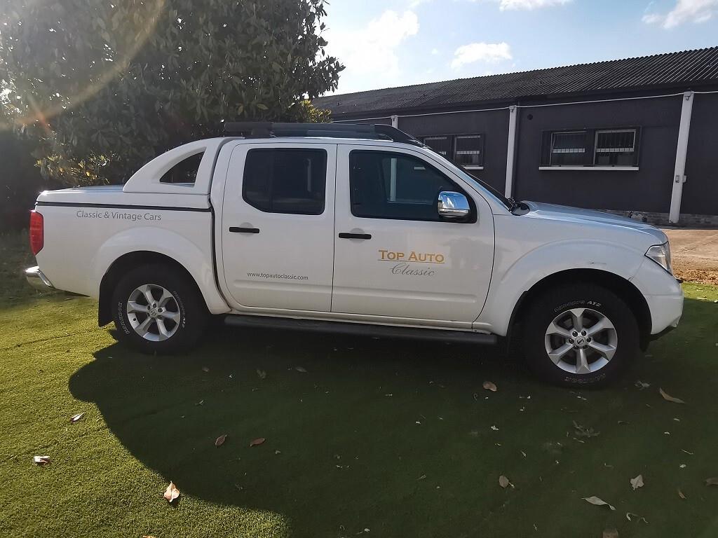 Nissan Navara 2.5 dCi 4 porte Double Cab LE