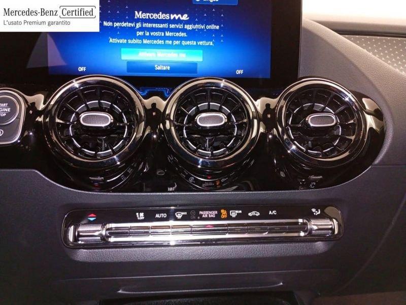 Mercedes-Benz GLA 180 D ADVANCED AUTO
