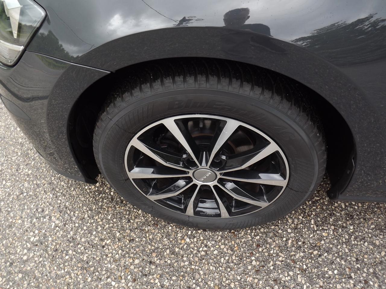 Volkswagen Golf 1.0 TSI 85 CV 5p. Trendline BlueMotion Technology
