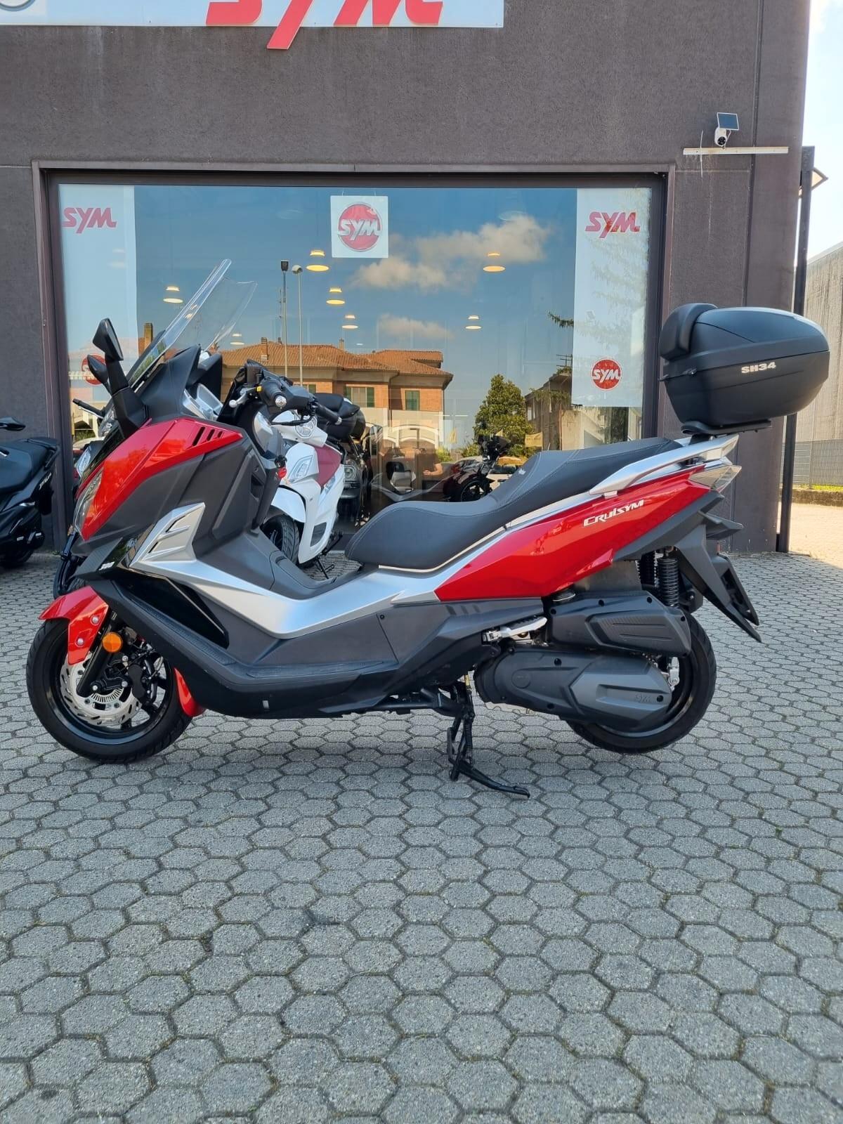 Sym Cruisym 300