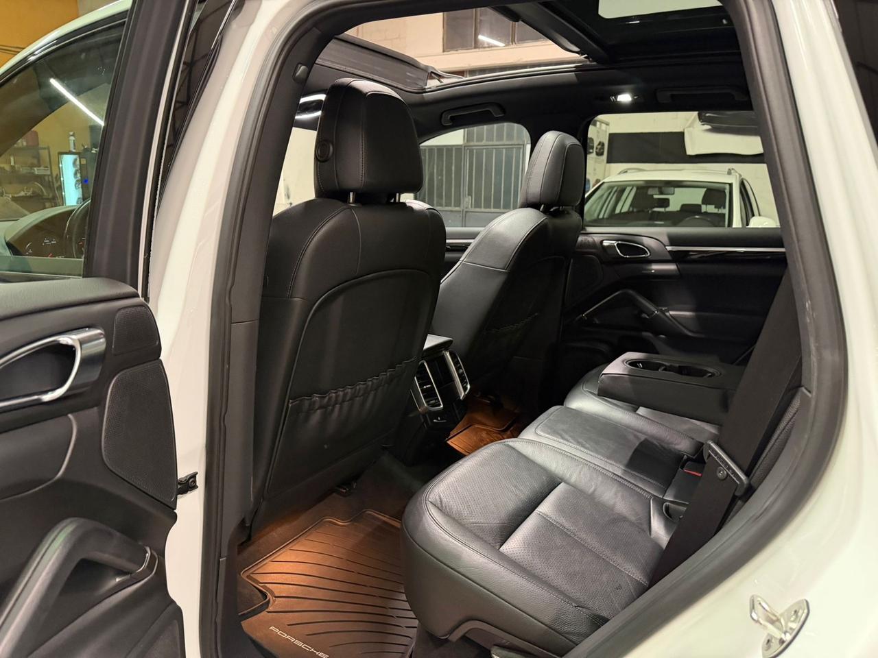 Porsche Cayenne 3.0 Diesel Allestimento GTS