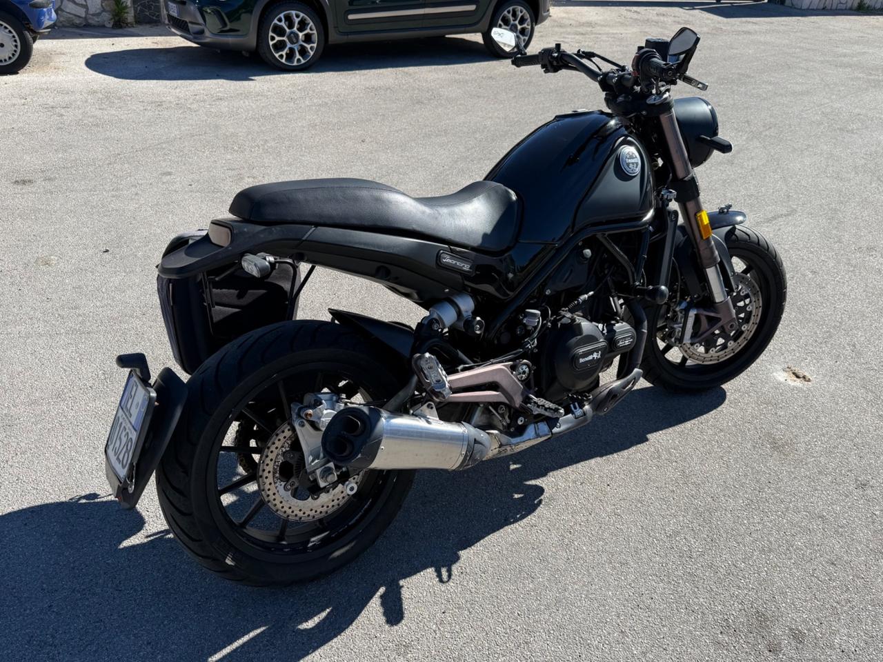 Benelli Leoncino 500