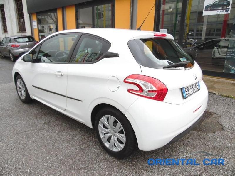 Peugeot 208 1.2 VTi 82 CV 3 porte Allure MOTORE NUOVO SOSTITUITO A 55.000KM