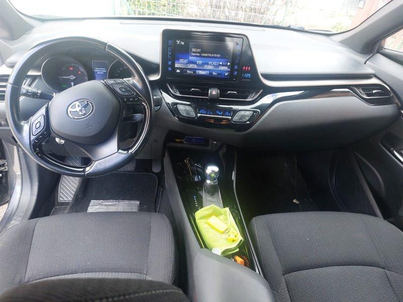 Toyota C-HR 1.8 Hybrid E-CVT Lounge