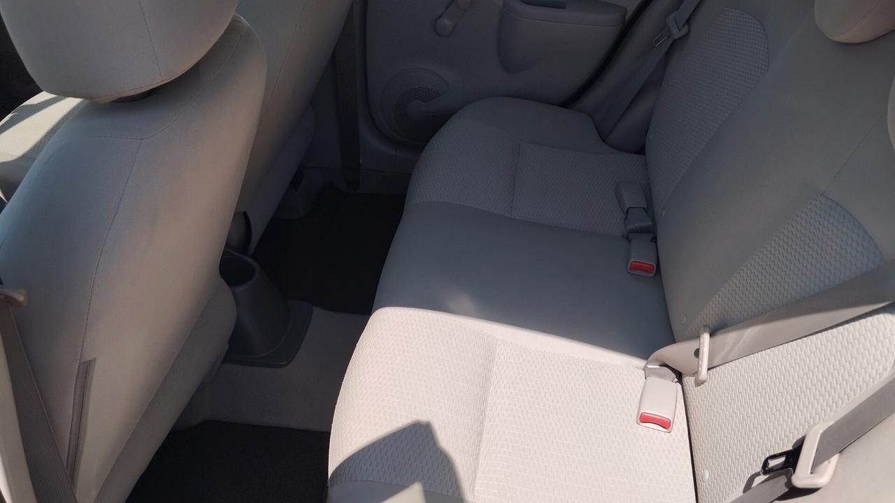 NISSAN MICRA 1.2 BENZ 79.000 KM-2011