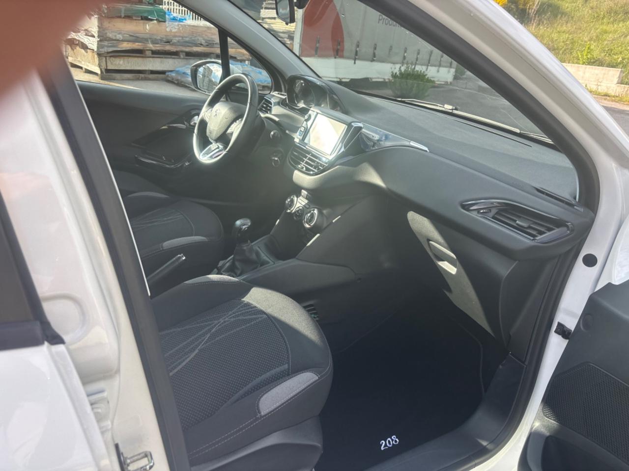 Peugeot 208 1.4 HDi 68 CV 5 porte Active