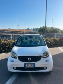 Smart ForTwo 1000 52 kW MHD coupé passion