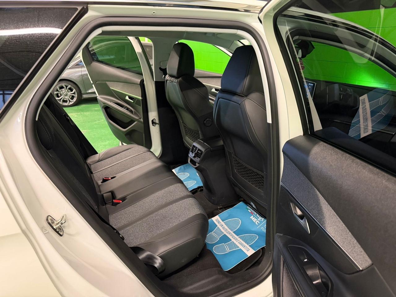 Peugeot 3008 PureTech Turbo 130 S&S EAT8 Allure