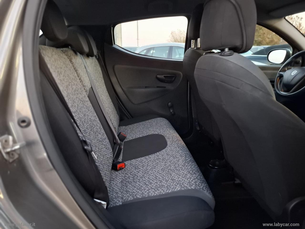 LANCIA Ypsilon 1.0 FireFly 5p.S&S Hybrid Silver