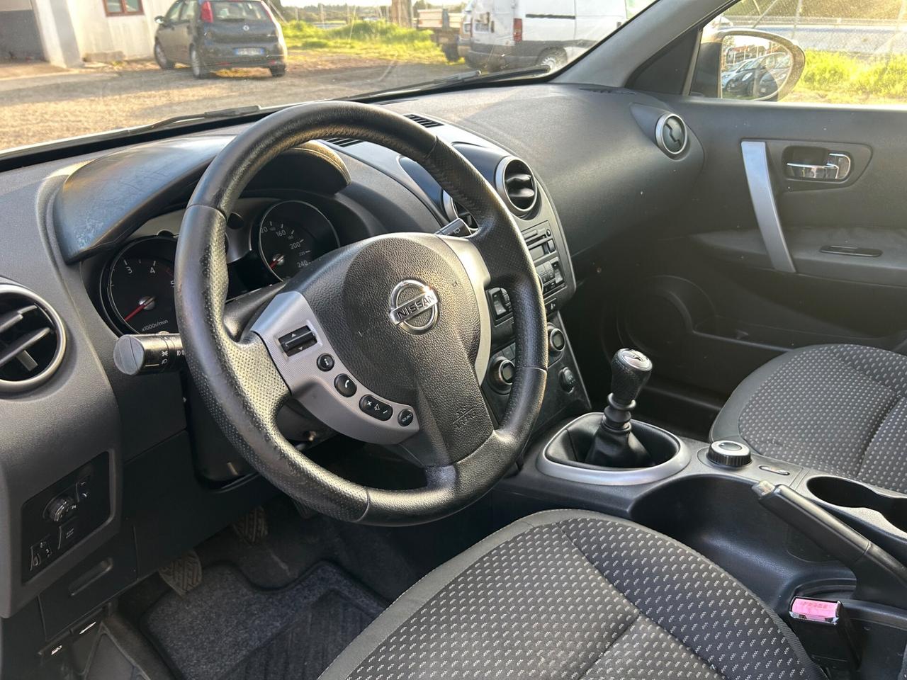 Nissan Qashqai 2.0 dCi DPF 4WD Tekna