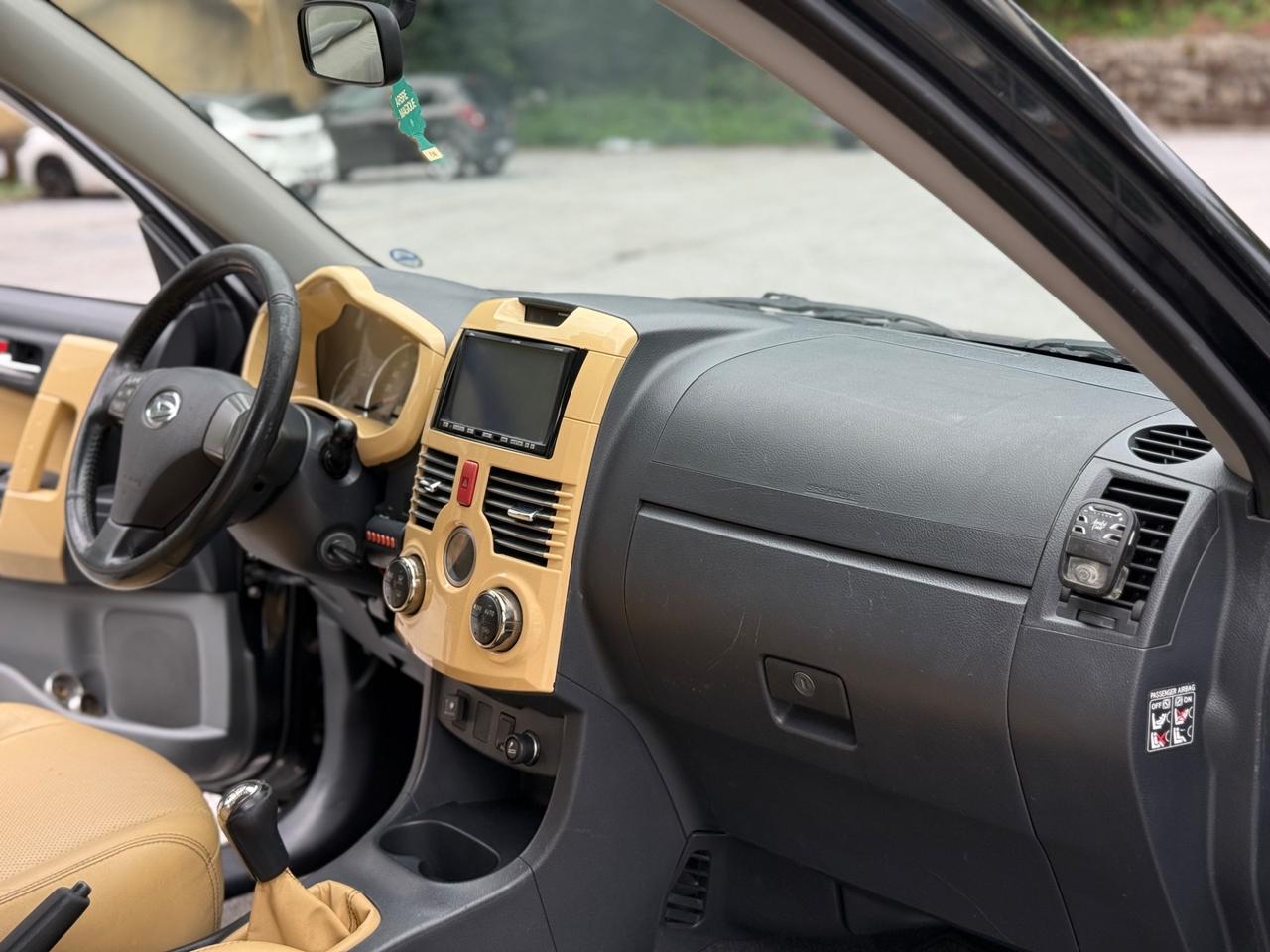 Daihatsu Terios 1.5 4WD B You Think Pink
