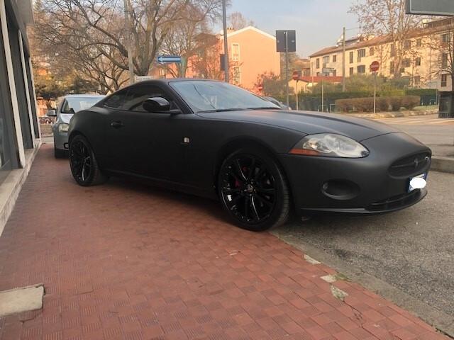 Jaguar XK 4.2 V8 Coupé