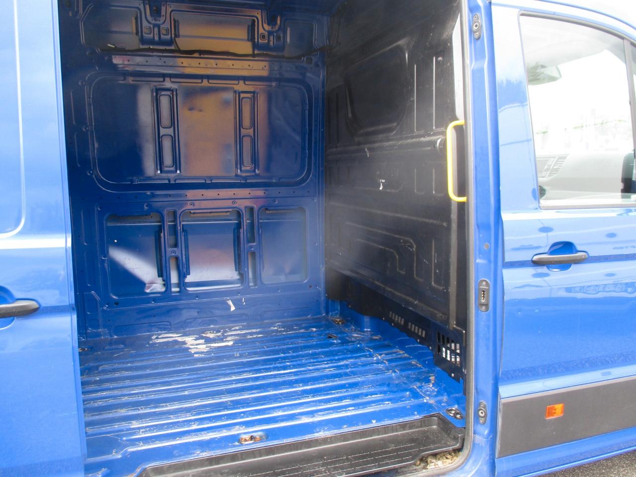 Volkswagen CRAFTER 20 TDI 140 CV PASSO MEDIO TETTO ALTO