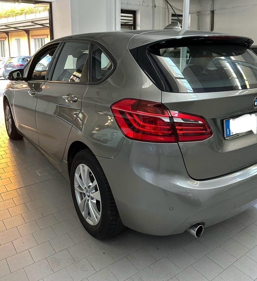 Bmw 2er Active Tourer 218i Active Tourer Luxury