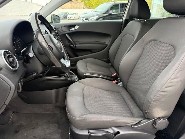 Audi A1 1.6 TDI 105 CV Ambition 2011