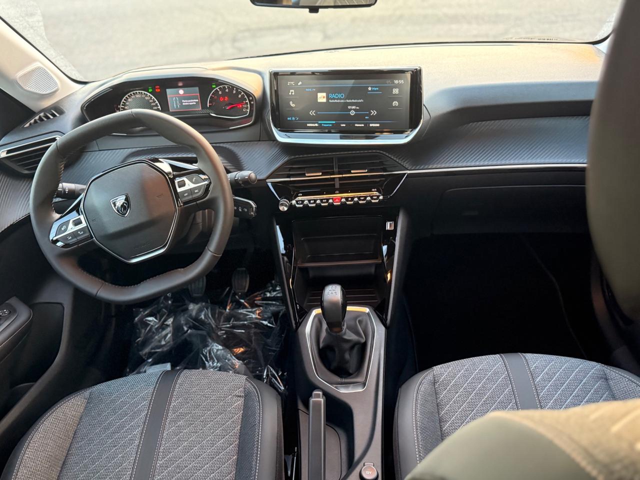 Peugeot 208 PureTech 75cv Stop&Start 5 porte Style km0
