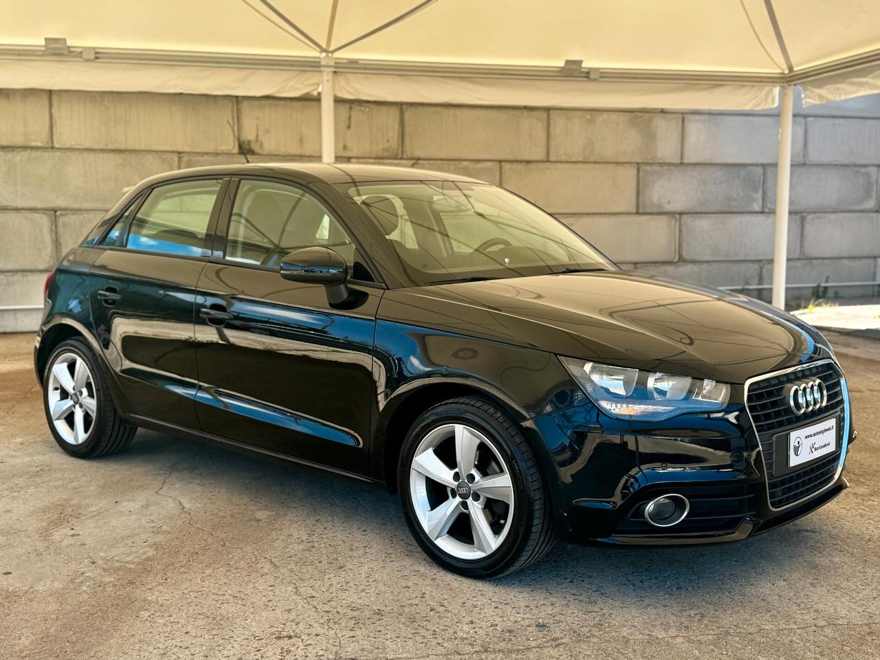 Audi A1 1.6 TDI Attraction 90 cv - 2012